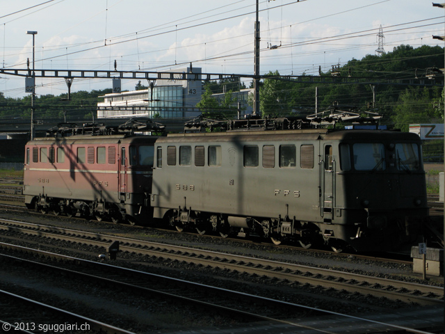 FFS Ae 6/6 11513 'Wallisellen' e Ae 6/6 11419 'Appenzell Innerrhoden'